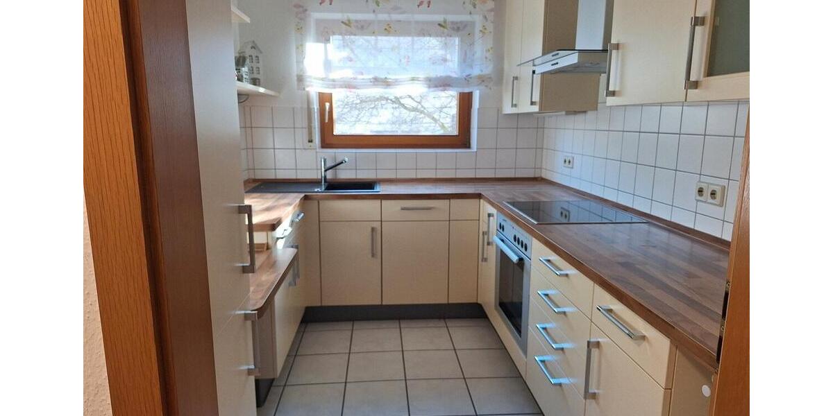 Etagenwohnung Pfullingen - 3 Zimmer, 78 m&sup2;, 800&euro; | Angebot:25973463