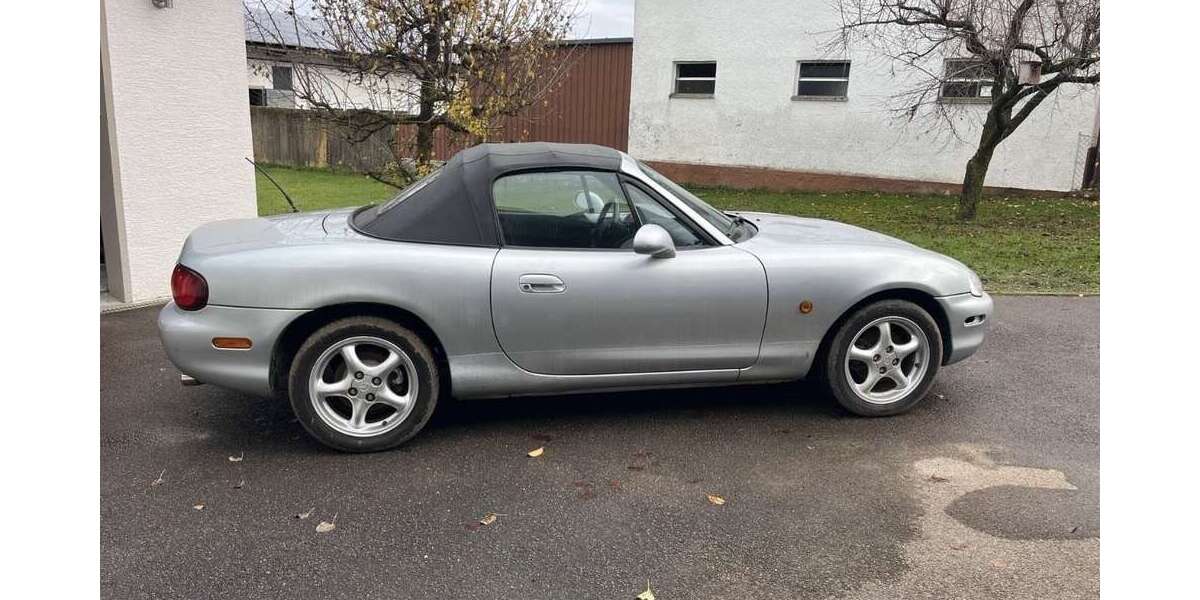 Mazda MX-5 80.000 km 8.999 &euro; München 81373