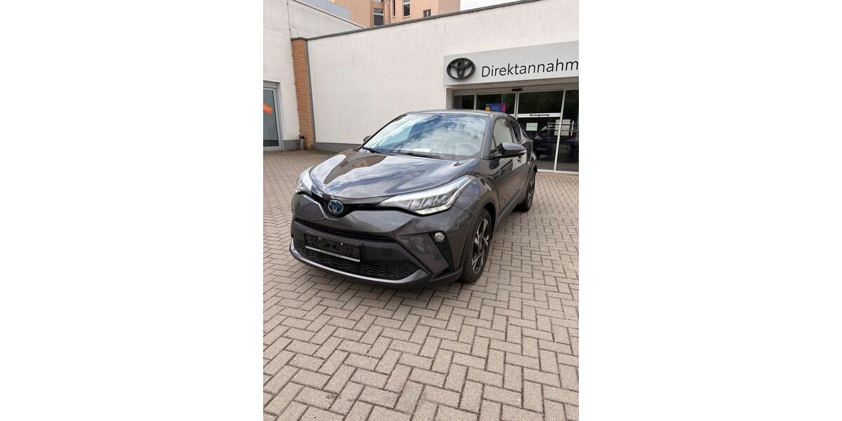 Toyota C-HR 18.253 km 25.900 &euro; Brandenburg 14776