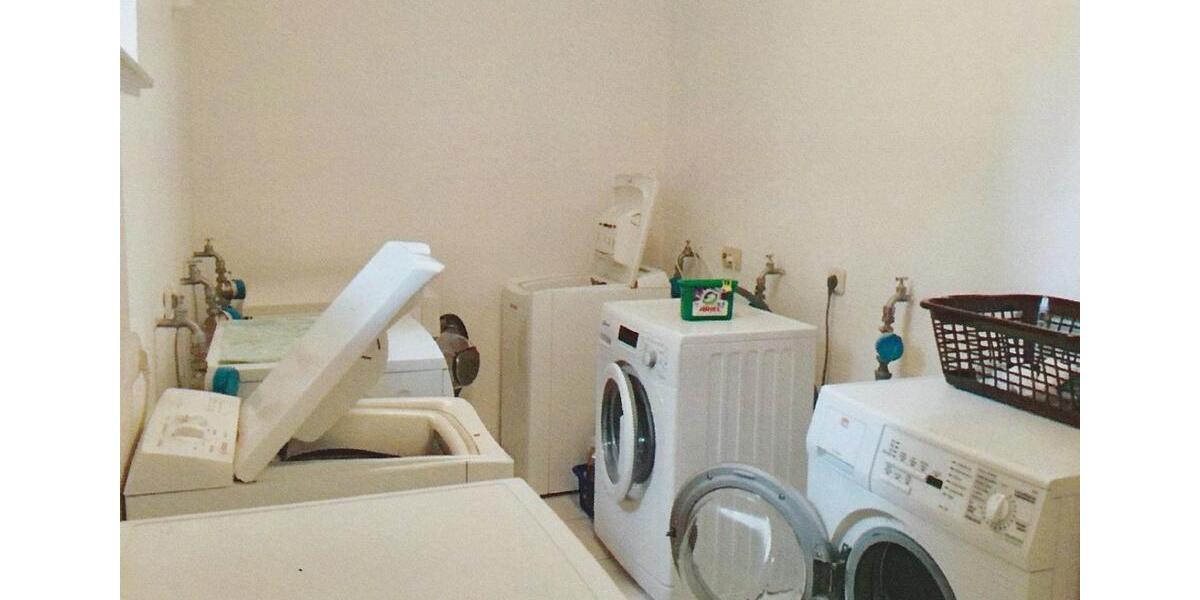 Erdgeschoßwohnung Zwickau Neuplanitz - 4 Zimmer, 91 m&sup2;, 660&euro; | Angebot:26011103