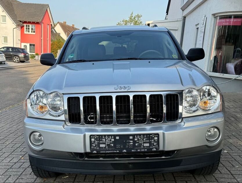 Grand Cherokee