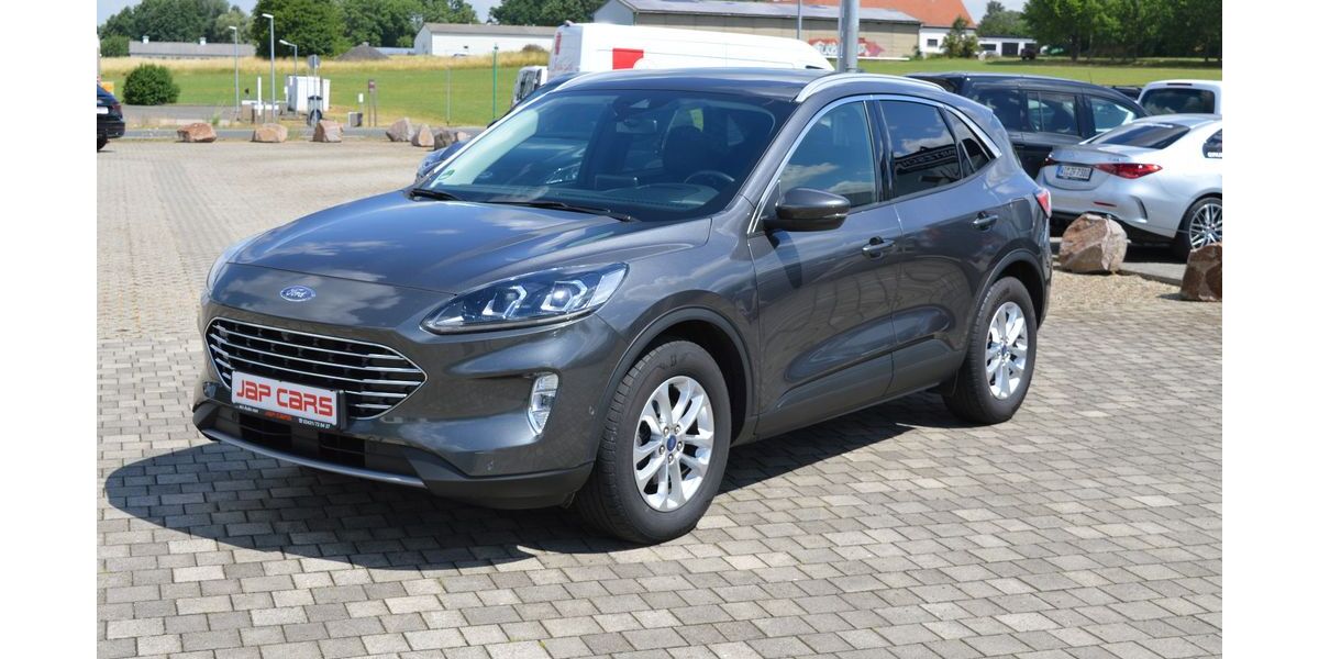 Ford Kuga 66.000 km 20.990 &euro; Döbeln 04720
