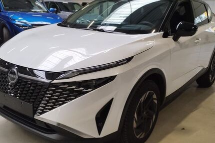 Nissan Qashqai 12.496 km 28.900 &euro; Magdeburg 39120