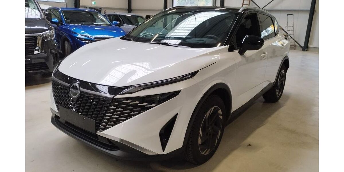 Nissan Qashqai 12.496 km 28.900 &euro; Magdeburg 39120