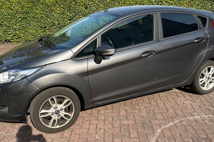 Ford Fiesta 94.000 km 5.900 &euro; Rheinbach 53359