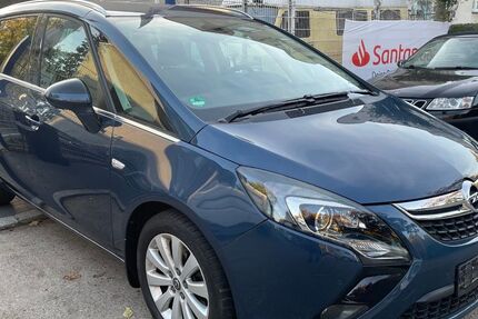 Opel Zafira 98.000 km 8.990 &euro; Berlin 12359