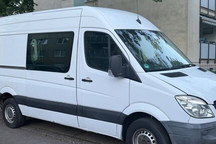 Mercedes-Benz Sprinter 240.000 km 3.300 &euro; Kelsterbach 65451
