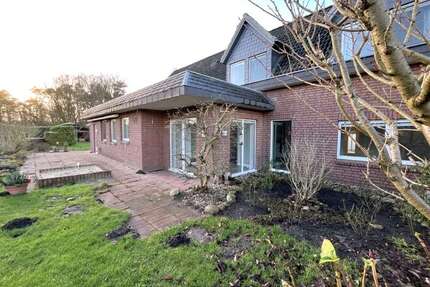 Haus zum Mieten in Quickborn 3.000 € 210 m²