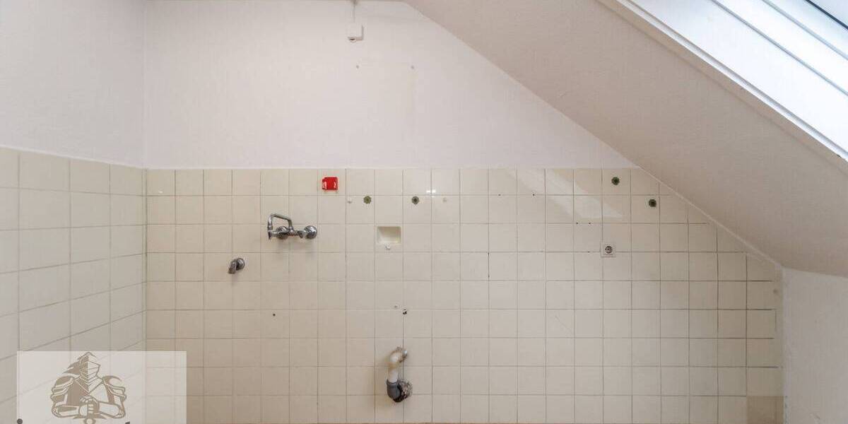 Mehrfamilienhaus, Wohnhaus Stuttgart / Sillenbuch Sillenbuch - 1 Zimmer, 203 m&sup2;, 1.200.000&euro; | Angebot:26834882