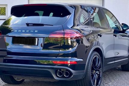 Porsche Cayenne 135.940 km 31.400 &euro; Staufenberg 35460