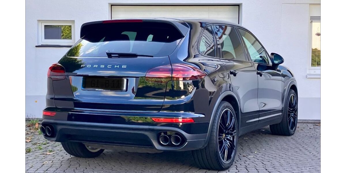 Porsche Cayenne 135.940 km 31.400 &euro; Staufenberg 35460