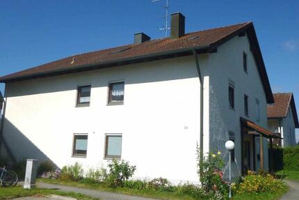 2-Zimmer-Whg mit Terrasse, schön, ruhig, kleine Wohnanlage