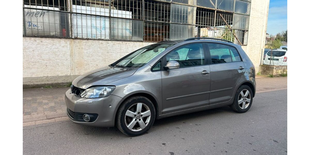 VW Golf 282.000 km 2.700 &euro; Merzig 66663