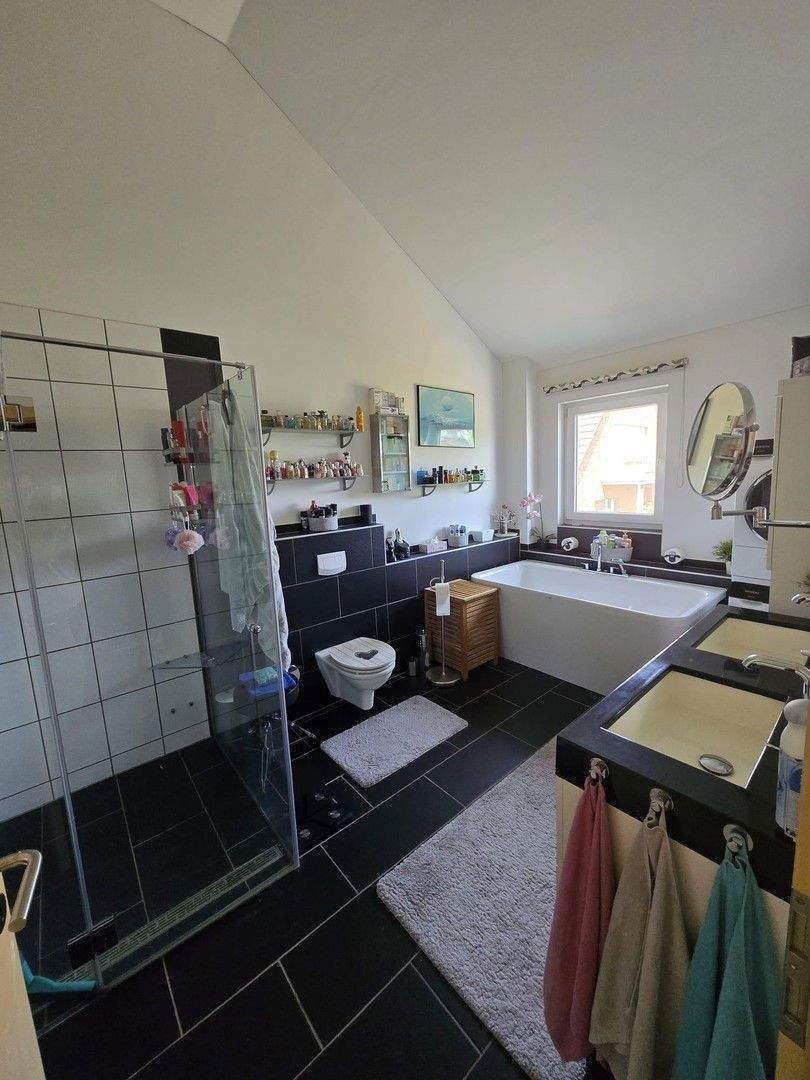 Energieeffizientes Einfamilienhaus von Kern-Haus - bezugsfertig & provisionsfrei 4 zimmer