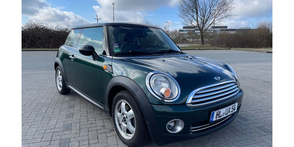 Mini Cooper 123.000 km 7.500 &euro; Lübeck 23560