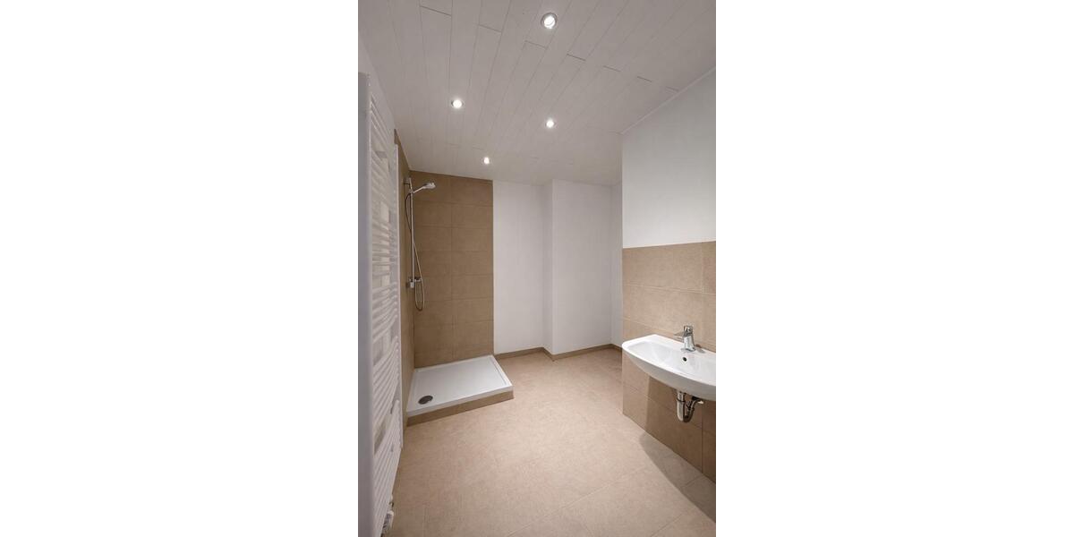 Frisch renovierte 4,5-Zimmer-Wohnung (98qm) in Lotte 4 zimmer