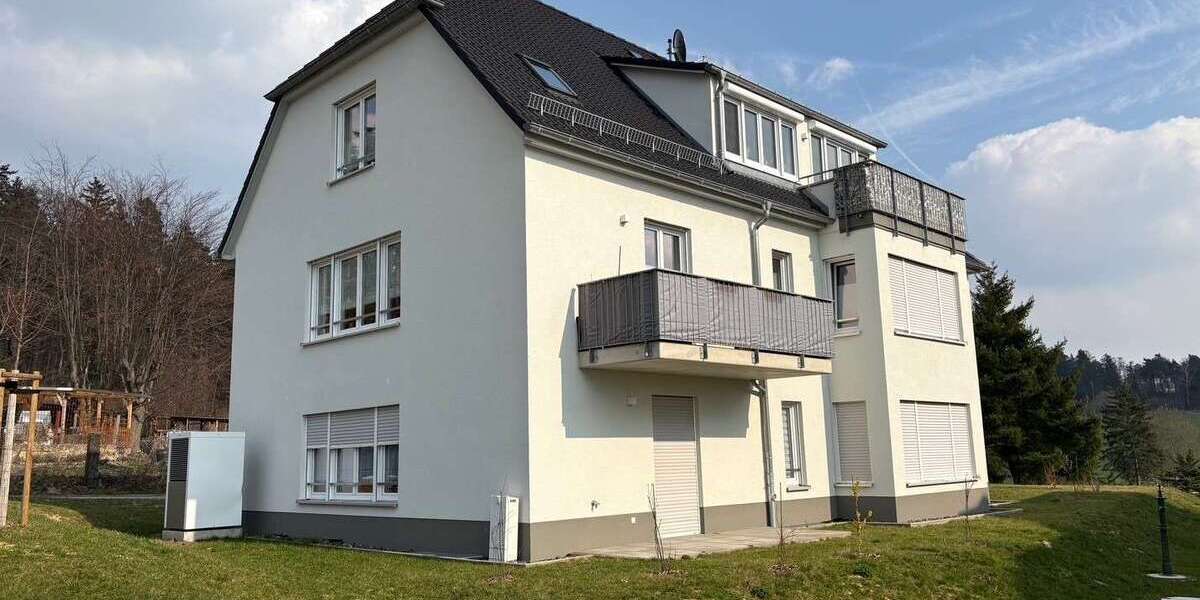 Etagenwohnung Dippoldiswalde - 3 Zimmer, 78 m&sup2;, 860&euro; | Angebot:25892637