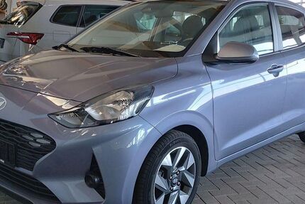 Hyundai i10 10.283 km 14.990 &euro; Steinbergkirche 24972