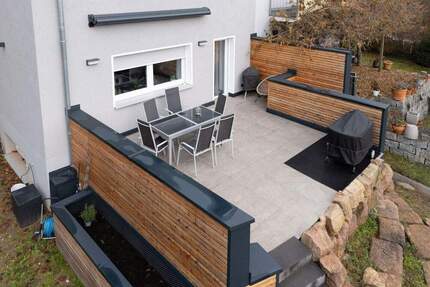 Saniertes Einfamilienhaus mit Großzügigen Grundstück 6 zimmer