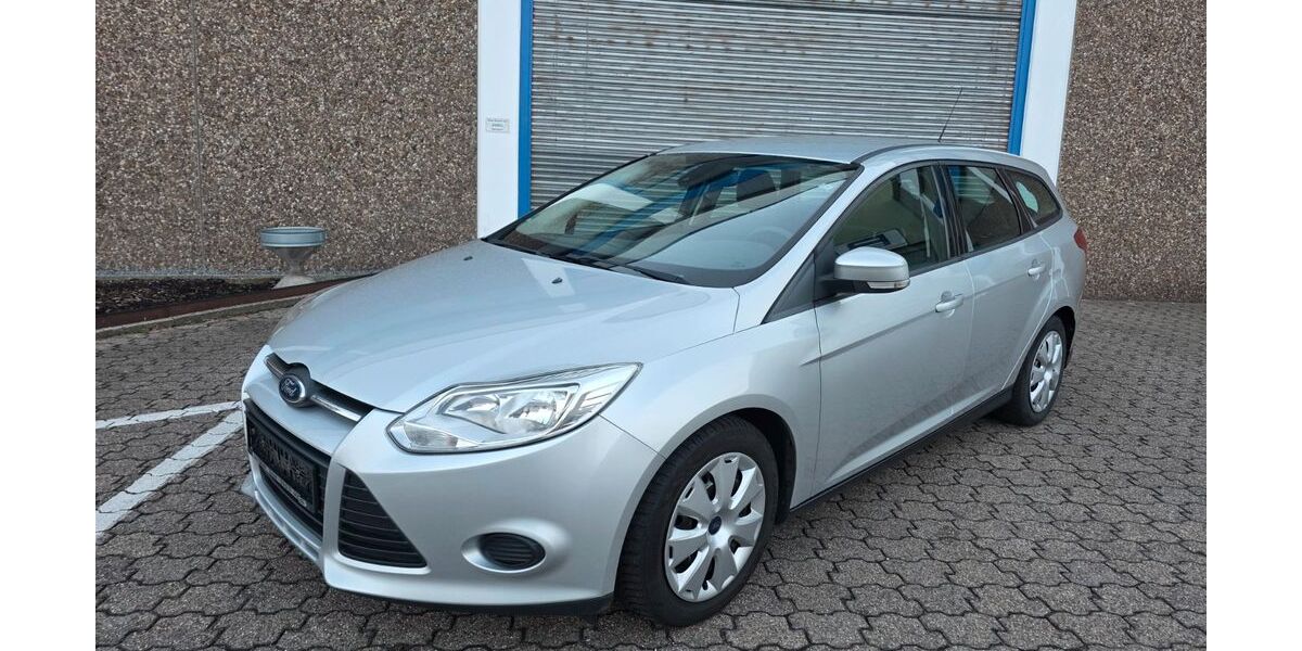 Ford Focus 196.000 km 2.899 &euro; Moers 47441