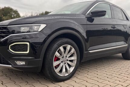 VW T-Roc 93.400 km 22.999 € München 81825