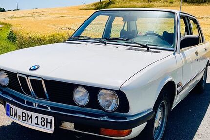 BMW 518 88.049 km 13.500 &euro; Glashütte 01768