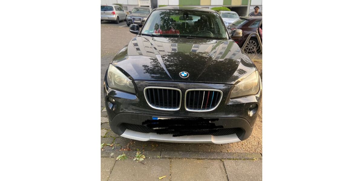 BMW X1 220.000 km 7.500 &euro; Bonn 53123