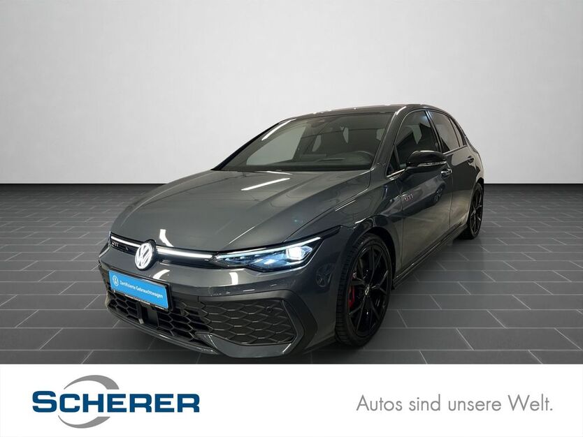 VW Golf 8.060 km 40.900 € Wiesbaden 65189