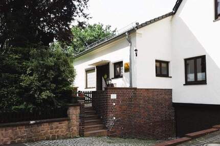 Gewerbeobjekt Meerane - 5 Zimmer, 110 m&sup2;, 595&euro; | Angebot:25770461