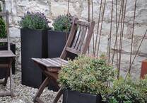 Im beliebten Rennweg! Helle 3,5-Zimmer-Wohnung mit eigener Terrasse, hohen Decken & Altbaucharme!
