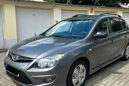Hyundai i30 157.000 km 2.990 &euro; Gelsenkirchen 45881