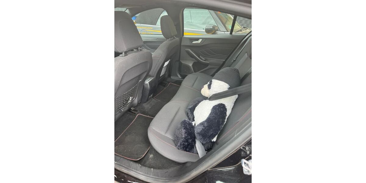 Ford Focus 169.768 km 14.000 &euro; Haßloch 67454