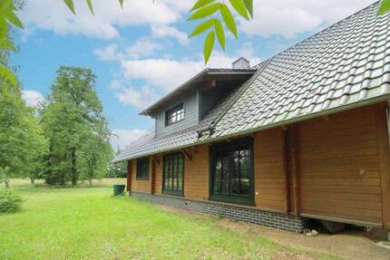Einfamilienhaus mit originaler Spreewaldscheune in idyllischer Alleinlage auf 6 Hektar Naturparadies 5 zimmer