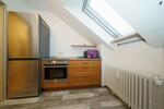 Schöne Wohnung mit Einbauküche in 6-Familienhaus in ruhiger Lage!