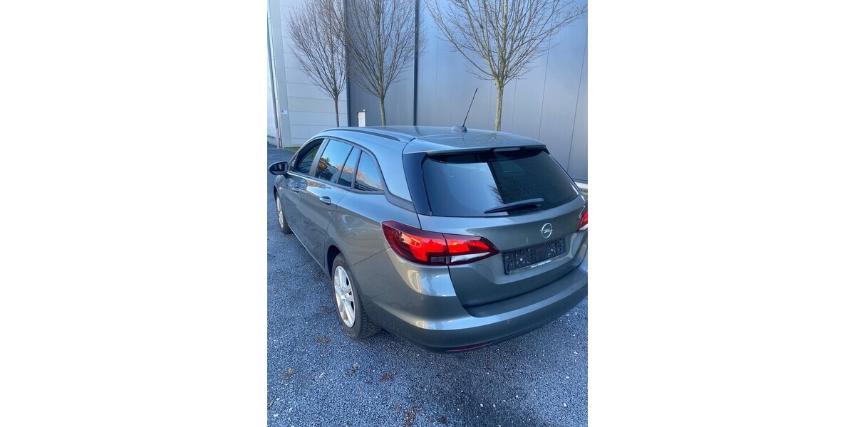 Opel Astra K Sports1.5CDTI.NAVI.VOLL-LED.PDC.11/20 108.000 km 7.500 &euro; Hilden 40721