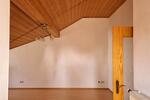 Dachgeschoßwohnung Ortenburg - 2.5 Zimmer, 63 m&sup2;, 520&euro; | Angebot:25342285