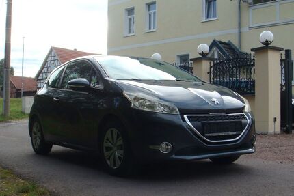 Peugeot 208 168.603 km 2.990 € Mechterstädt 99880