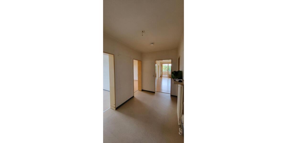 Etagenwohnung Saarbrücken Dudweiler - 3 Zimmer, 80 m&sup2;, 125.000&euro; | Angebot:27260864