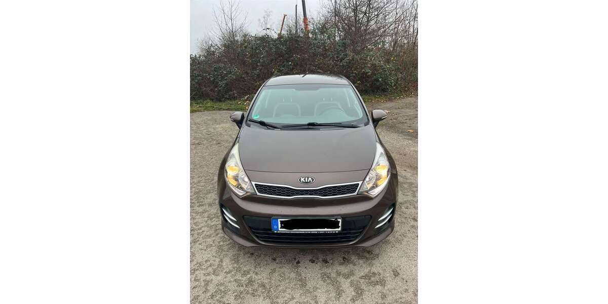 Kia Rio 64.300 km 9.550 &euro; Leipzig 04158