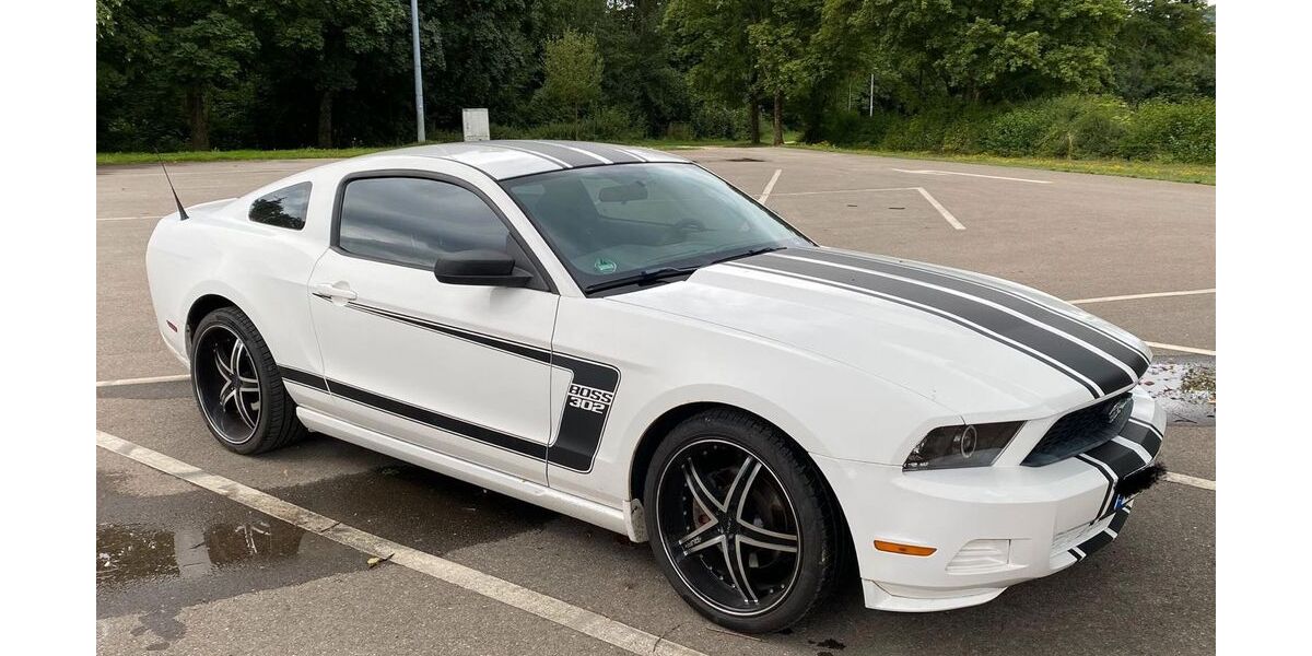 Ford Mustang 137.200 km 11.490 &euro; Ottenbach 73113
