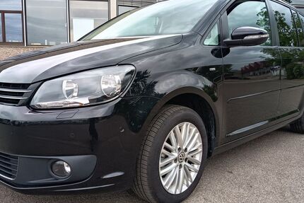 VW Touran 129.900 km 8.800 &euro; Lahr-Langenwinkel 77933