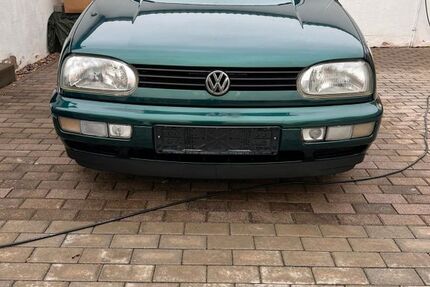 VW Golf 144.350 km 1.750 &euro; SÖMMERDA 99610