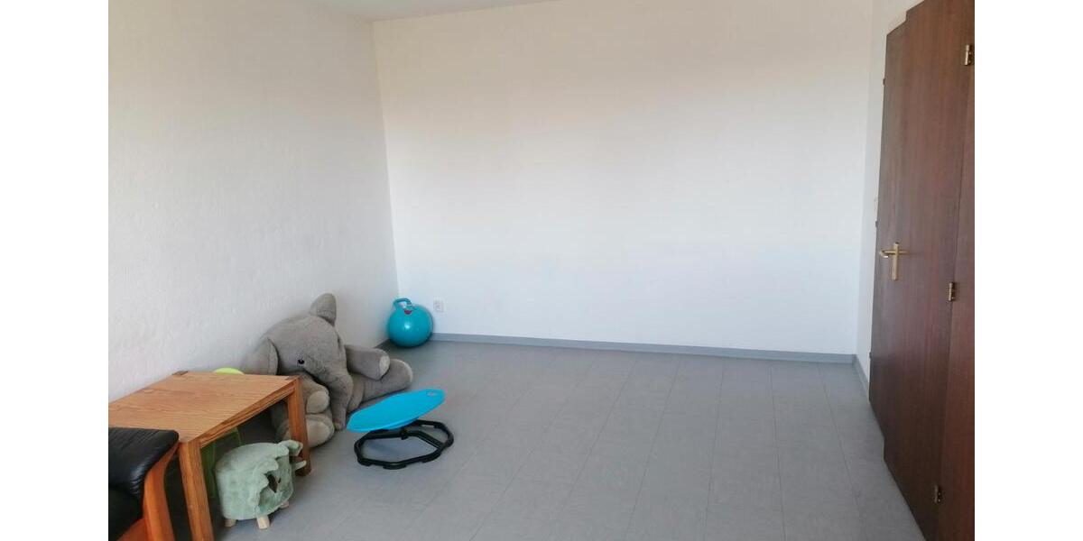 Etagenwohnung Husum - 3.5 Zimmer, 72 m&sup2;, 1.030&euro; | Angebot:26393808