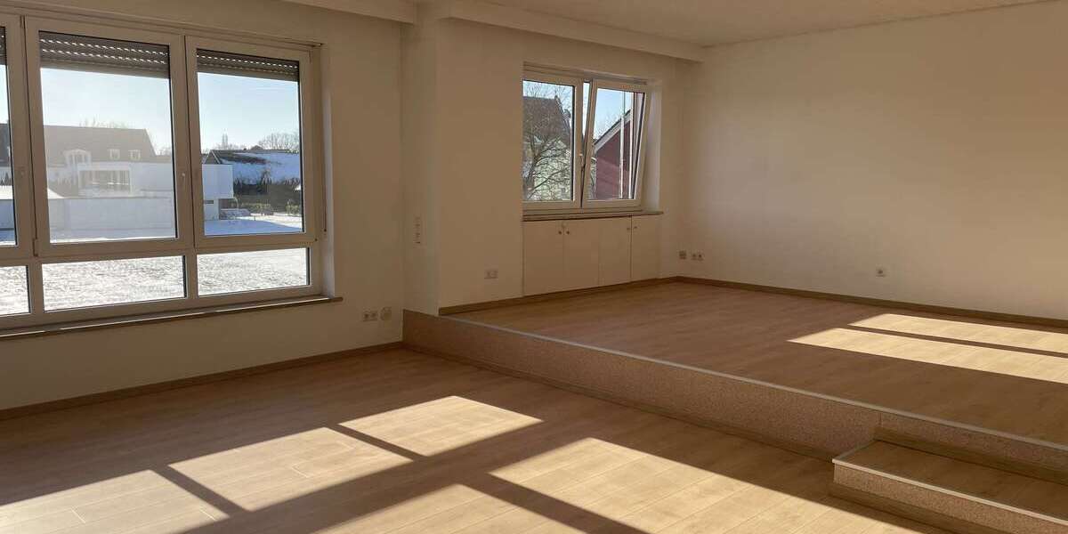 Etagenwohnung Obertraubling - 3 Zimmer, 139 m&sup2;, 1.250&euro; | Angebot:24596032