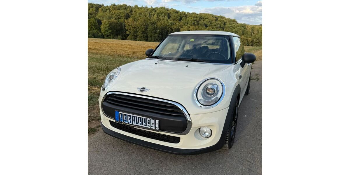 Mini ONE 92.005 km 9.790 &euro; Altbach 73776