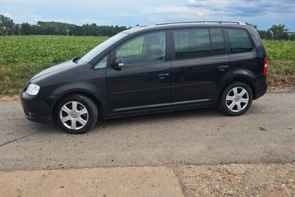 VW Touran 240.000 km 3.500 &euro; Königsberg 97486