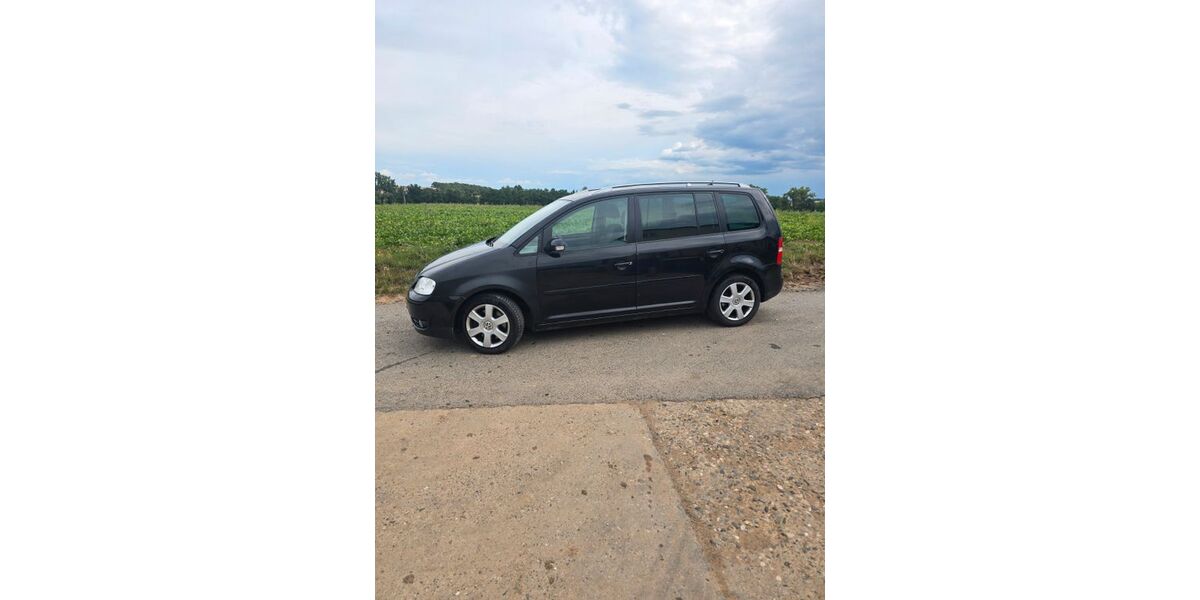 VW Touran 240.000 km 3.500 &euro; Königsberg 97486
