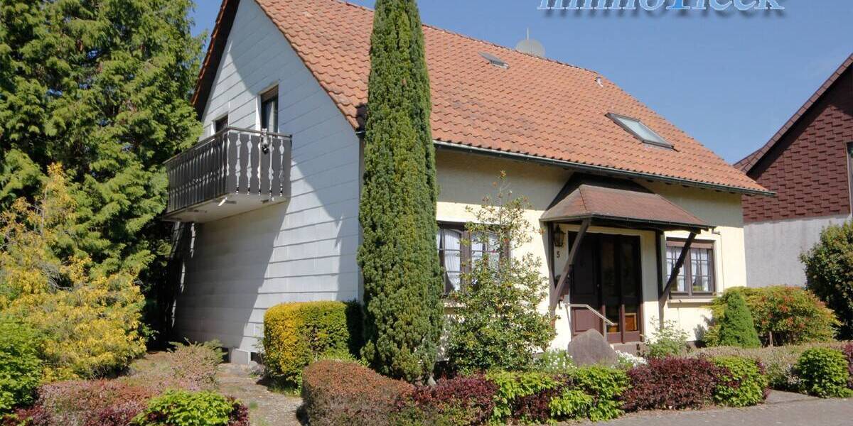Mehrfamilienhaus, Wohnhaus Püttlingen - 6 Zimmer, 265.000&euro; | Angebot:26376561