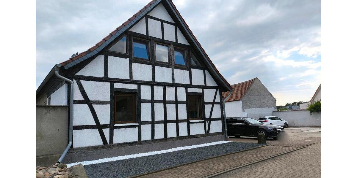 Mehrfamilienhaus, Wohnhaus Burg - 8 Zimmer, 248 m&sup2;, 225.000&euro; | Angebot:25621677