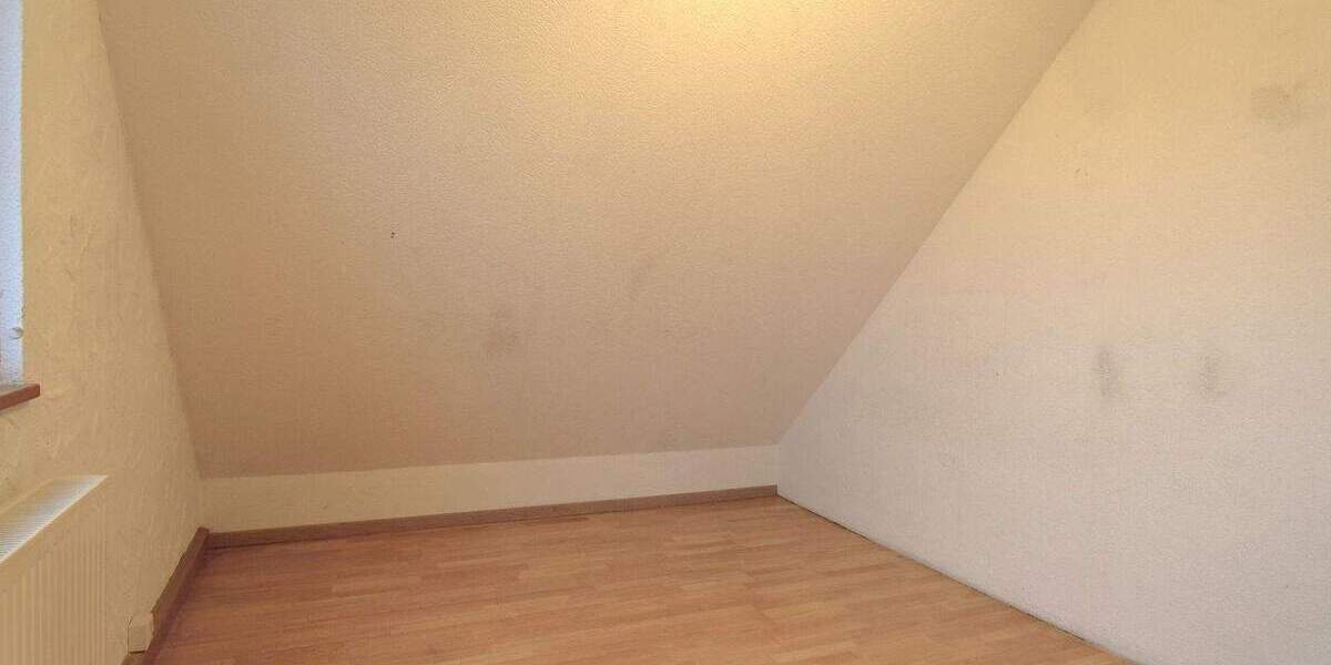 Mehrfamilienhaus, Wohnhaus Böbingen an der Rems Böbingen - 7 Zimmer, 224 m&sup2;, 600.000&euro; | Angebot:26418141